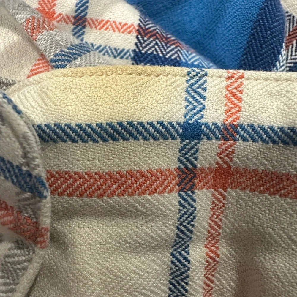 J Crew Mens Herringbone Collared Pullover Button Down Shirt Flannel Size Medium